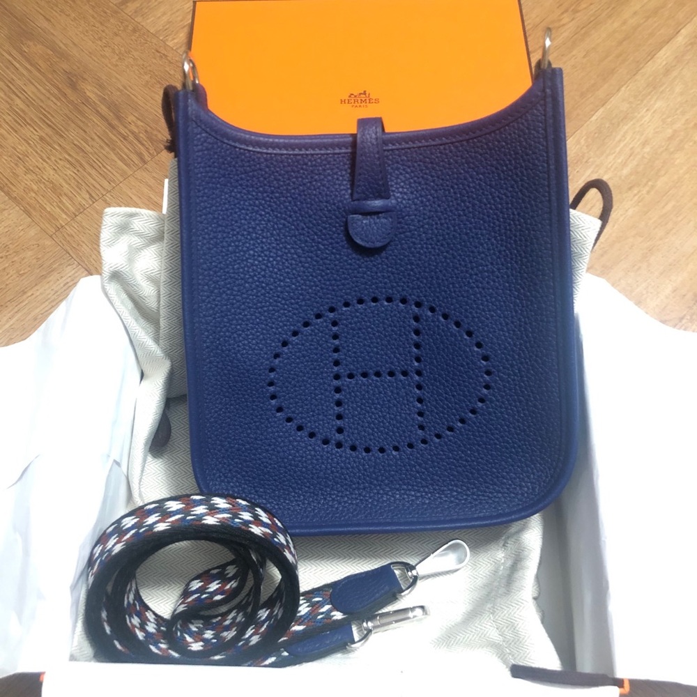 ❌SOLD❌Hermes Evelyne mini 16 TPM bleu saphir